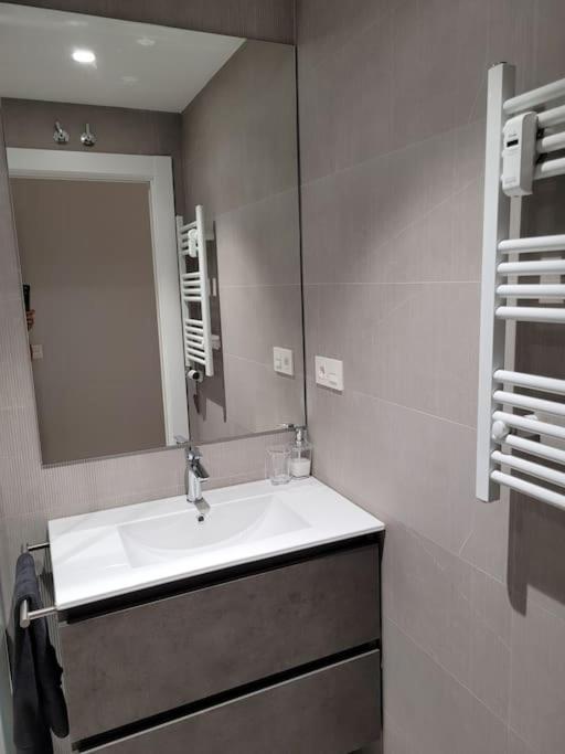 Apartamento Azabache Saragoça Exterior foto
